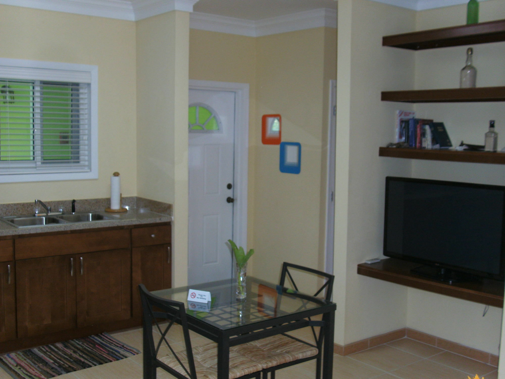 Sir Charles Guest House Palmetto Point Exteriör bild