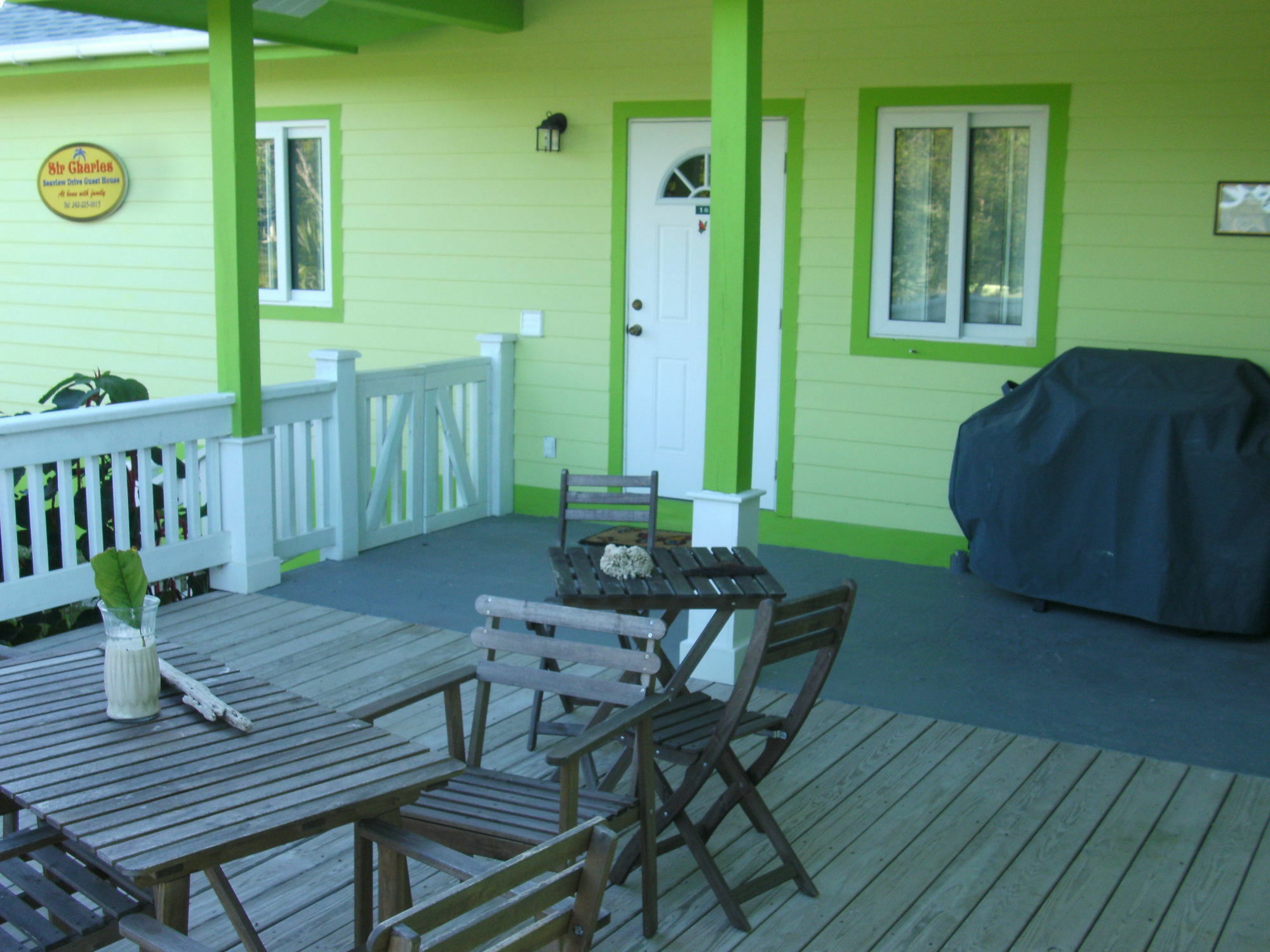 Sir Charles Guest House Palmetto Point Exteriör bild